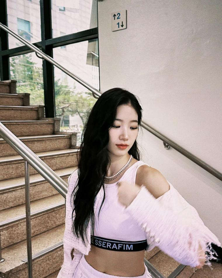 르세라핌 카즈하1_4.jpg