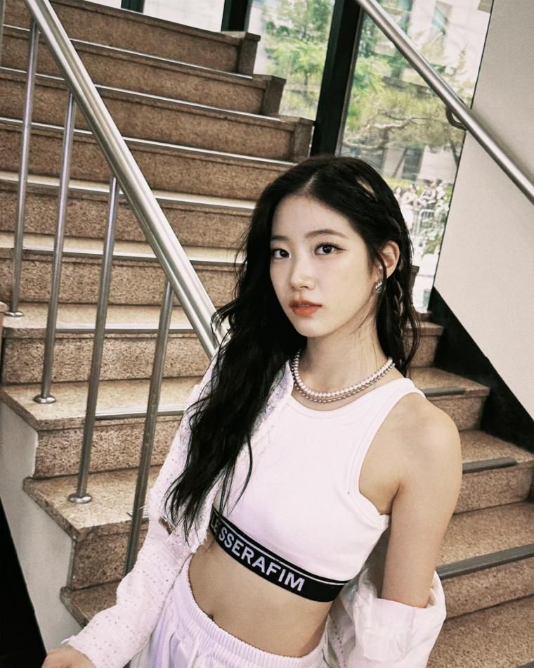 르세라핌 카즈하1_1.jpg