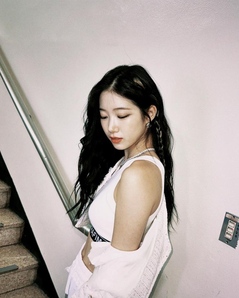 르세라핌 카즈하1_6.jpg
