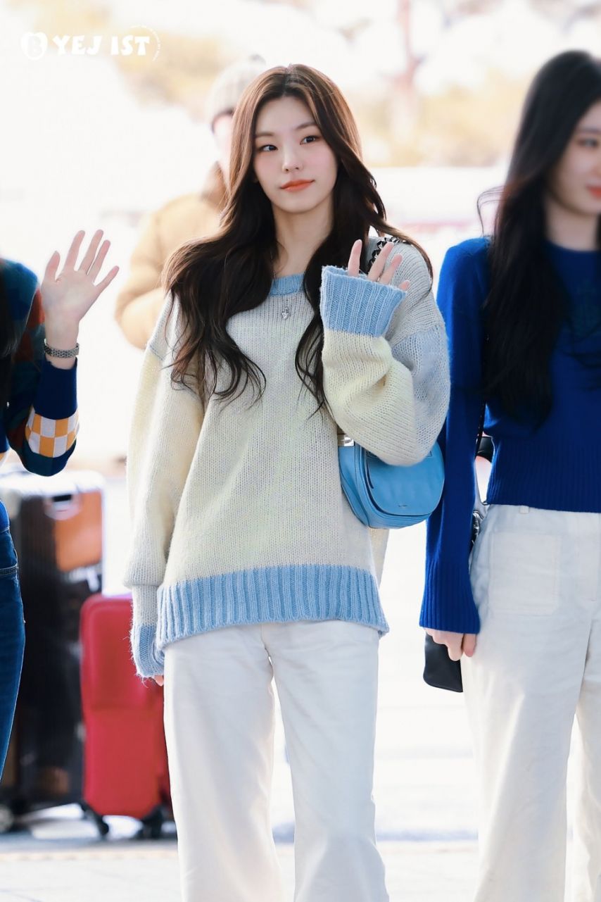 ITZY 예지1_4.jpg
