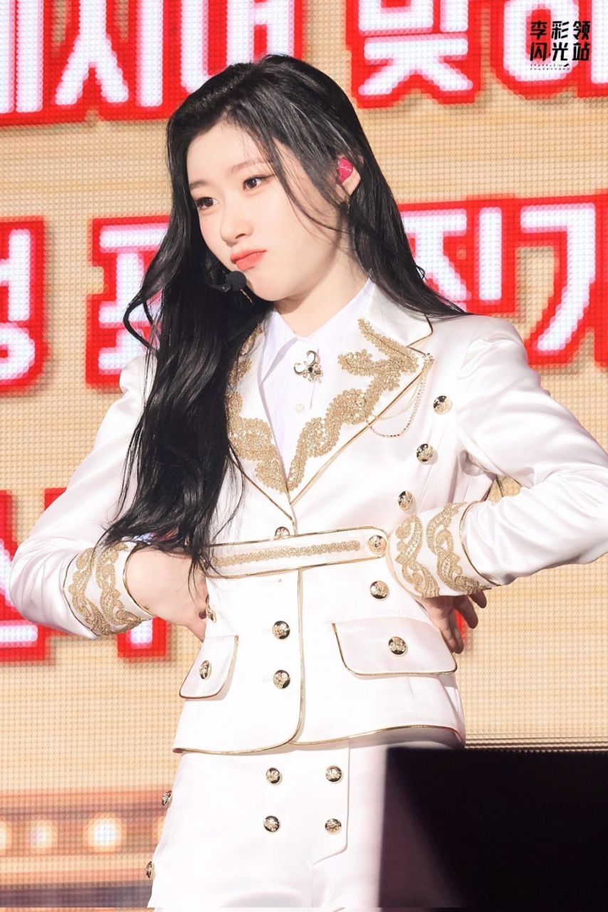 ITZY 채령1_3.jpg