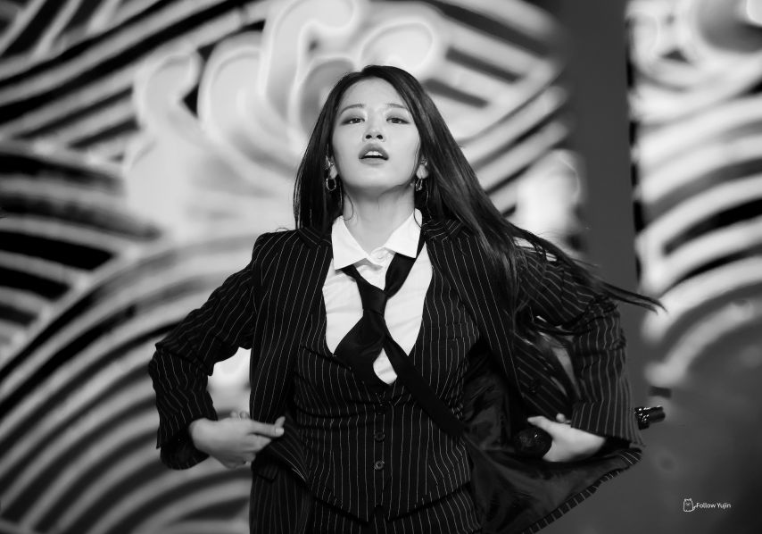 아이브 안유진1_4.jpg