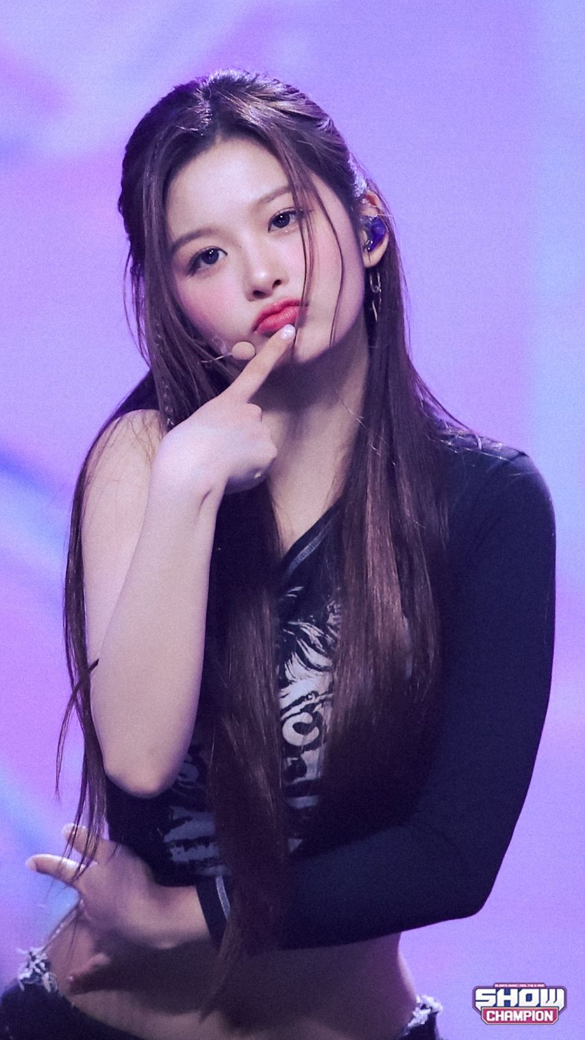 엔믹스 윤아1_5.jpg