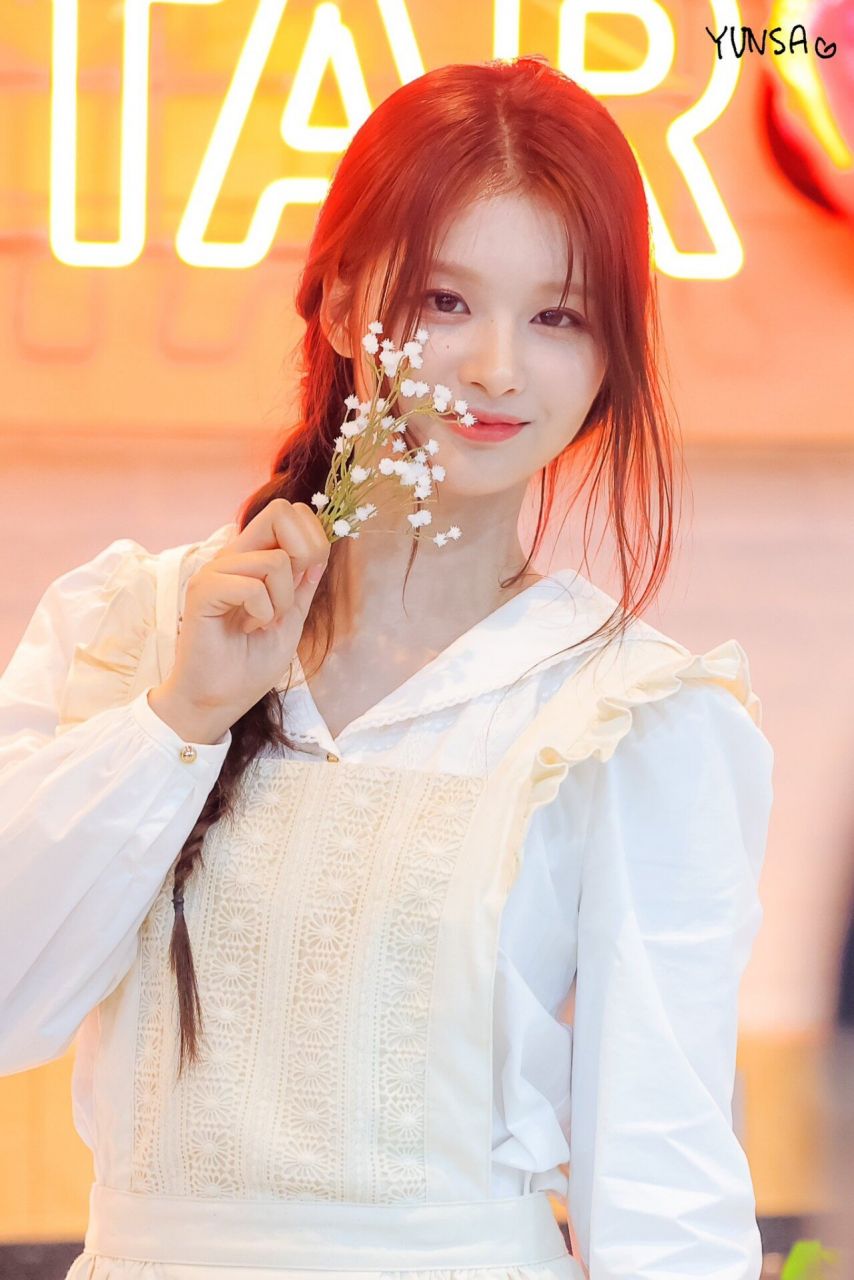 엔믹스 윤아1_3.jpg