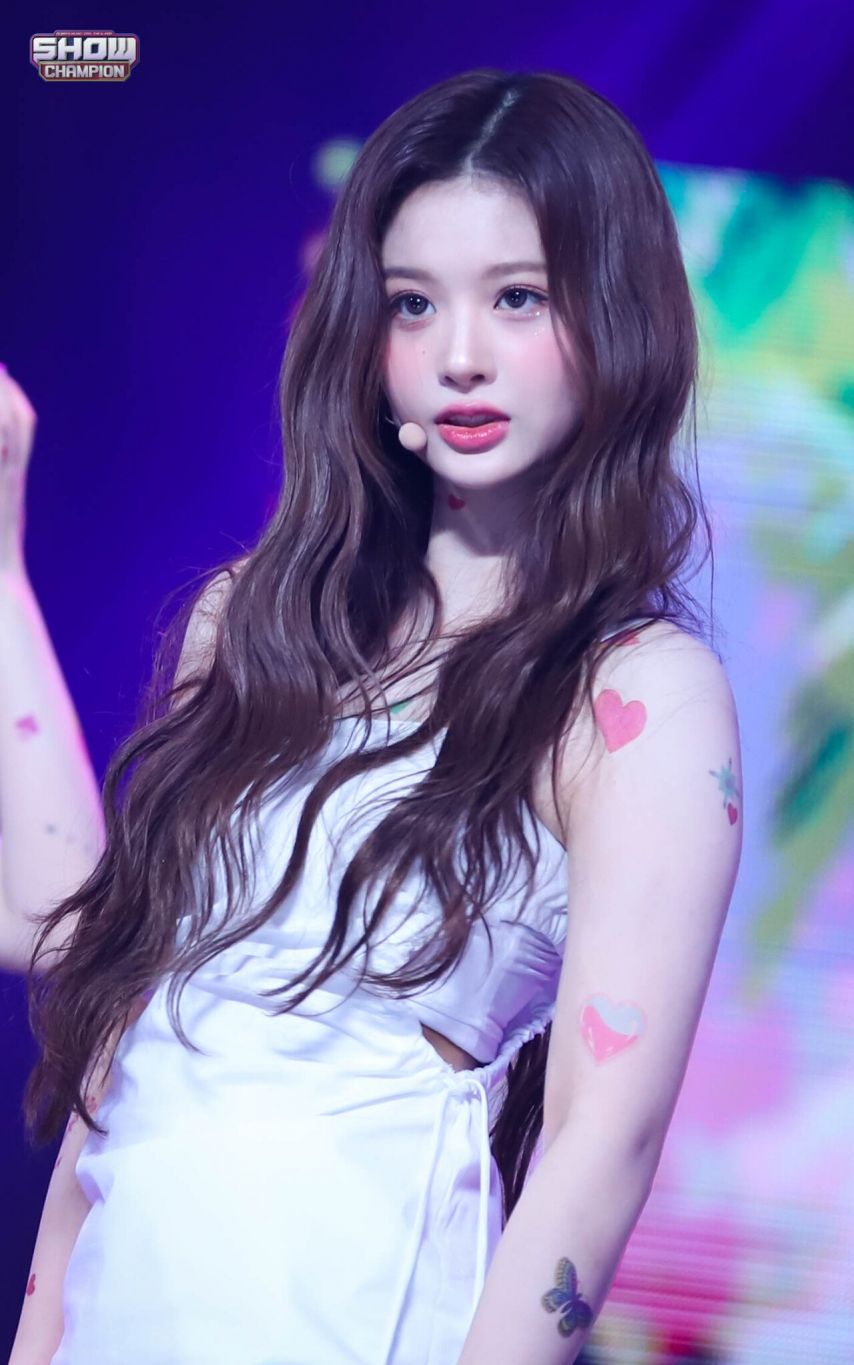 엔믹스 윤아1_1.jpg