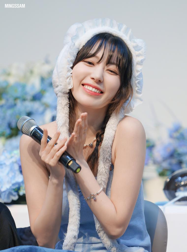 르세라핌 사쿠라1_4.jpg