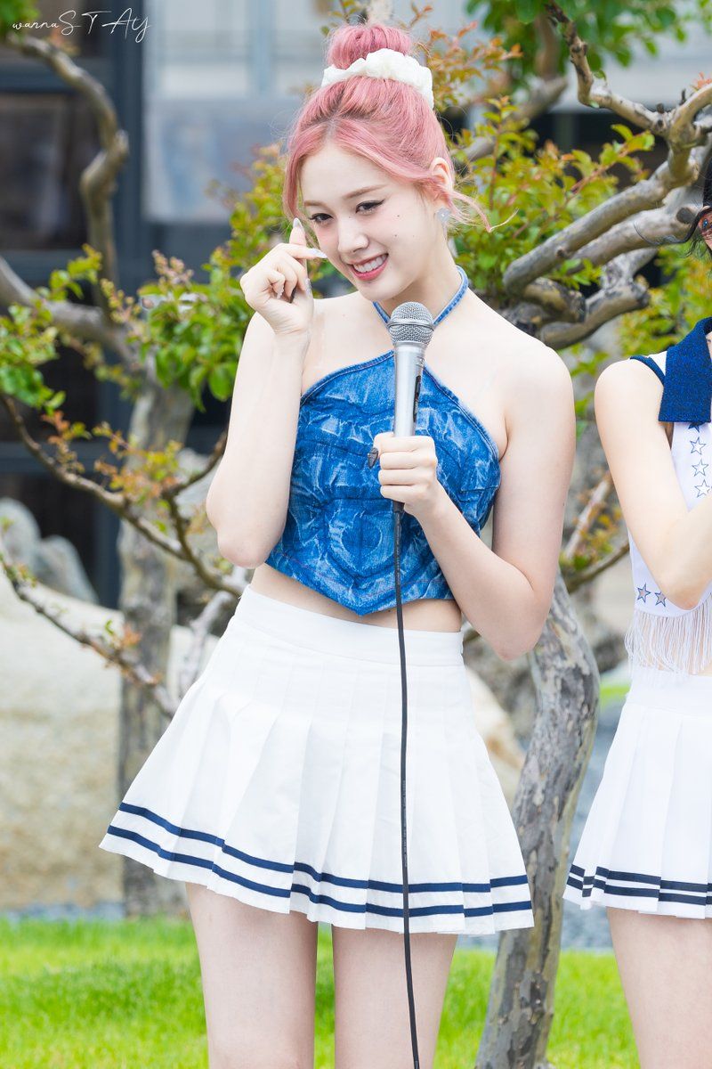 스테이씨 재이1_6.jpg