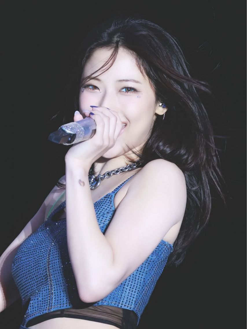 BABYMONSTER (베이비몬스터) 루카 (5)