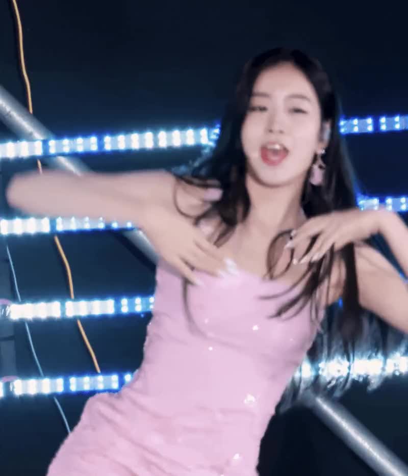 aac69311718bbd8f5411c28b3fb3faa7_1676392454_5714.gif