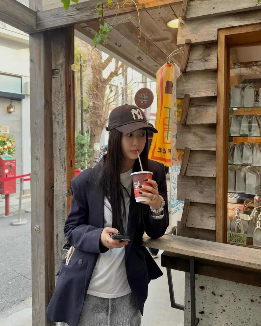 최예빈 ig 옴팡지게 돌아다니기_1_12.jpg