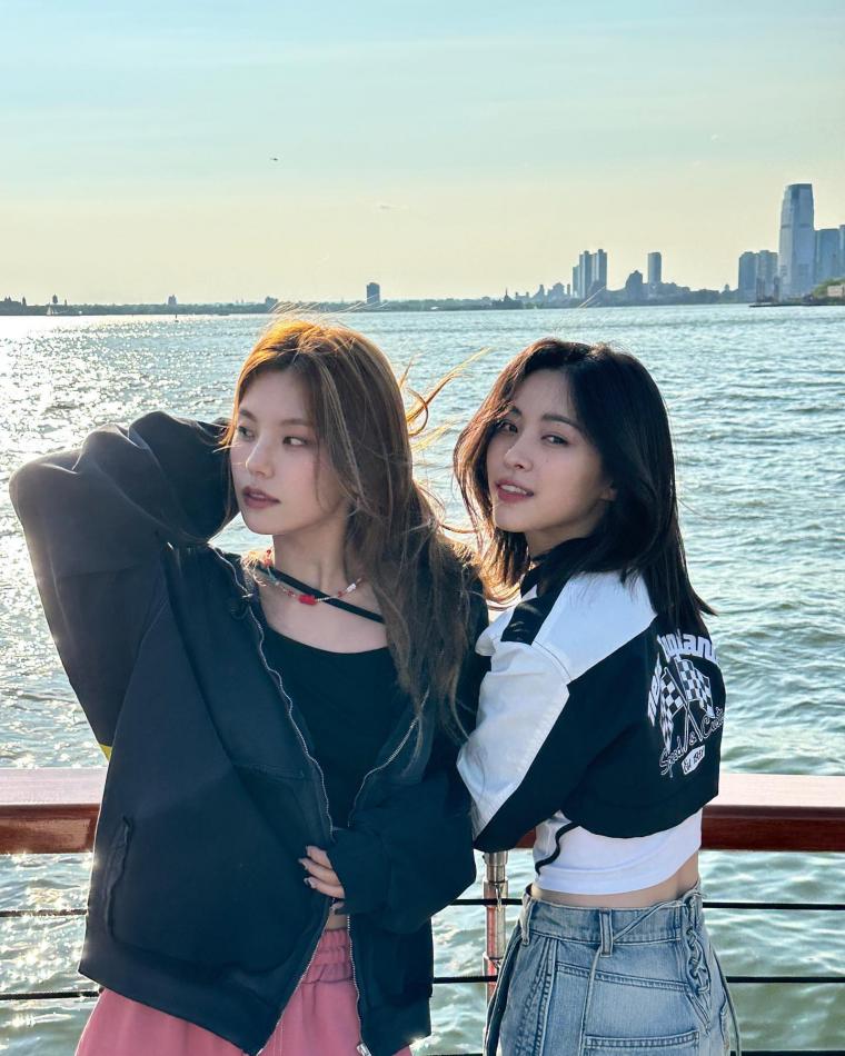 ITZY 류진 & 예지1_5.jpg