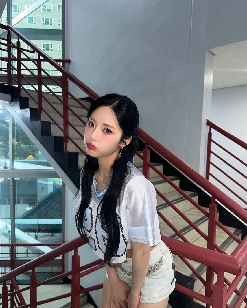 프로미스나인 백지헌,이서연,노지선,이나경,박지원1_19.jpg