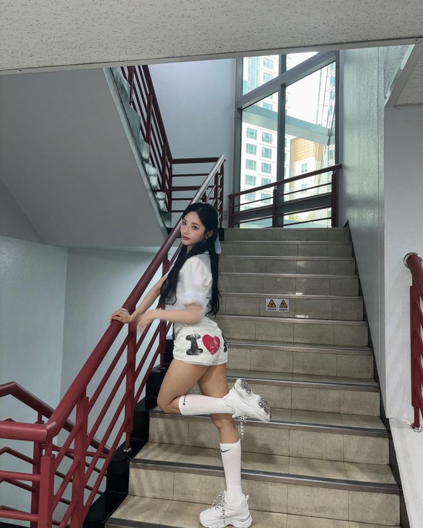 프로미스나인 백지헌,이서연,노지선,이나경,박지원2_18.jpg