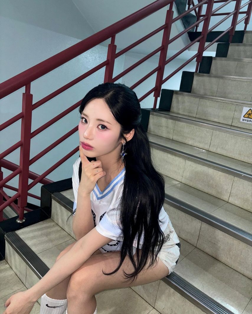 프로미스나인 백지헌,이서연,노지선,이나경,박지원2_20.jpg
