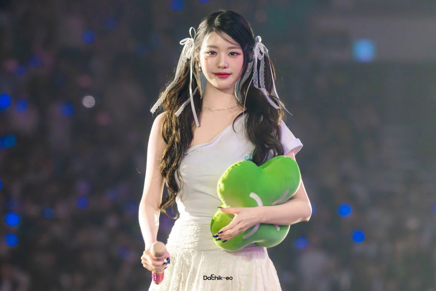 아이브 장원영1_4.jpg