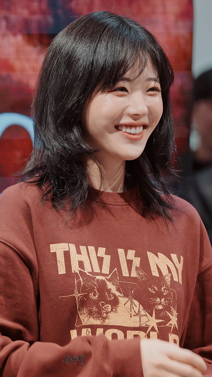 QWER 히나1_2.jpg