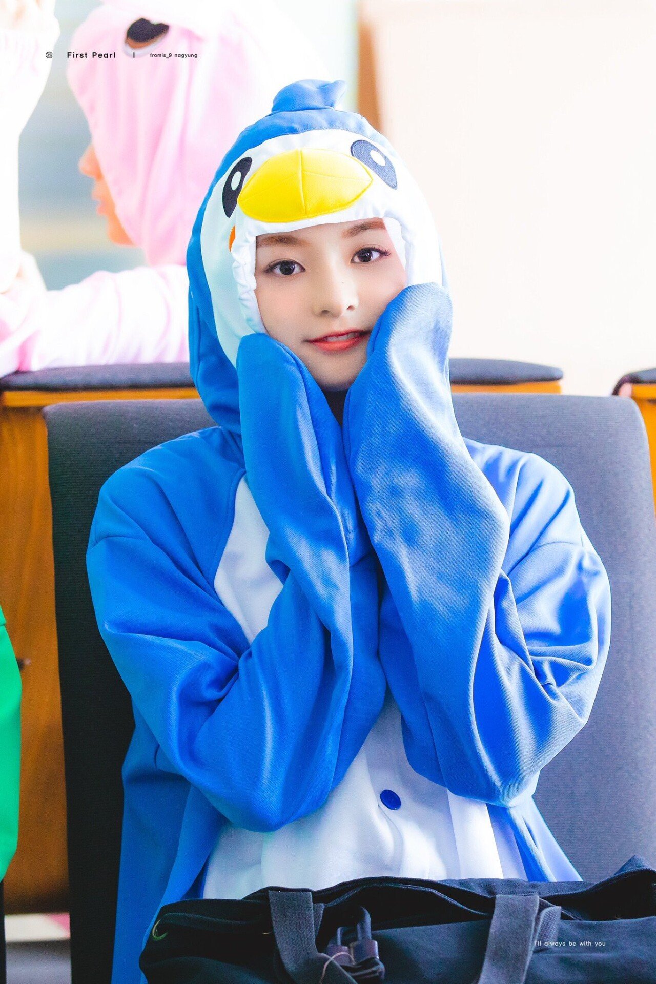 프로미스나인 나경1_1.jpg