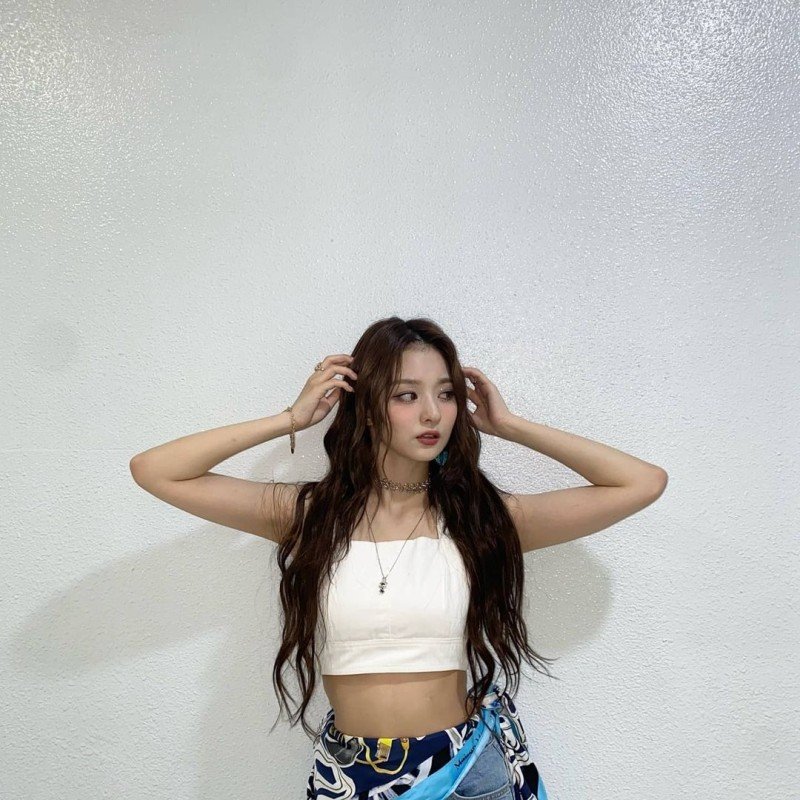 프로미스나인 나경1_2.jpg