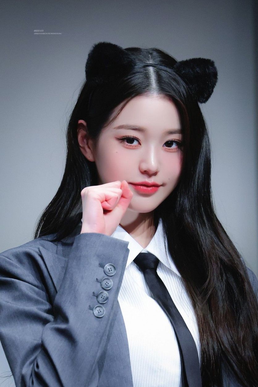 아이브 장원영1_1.jpg