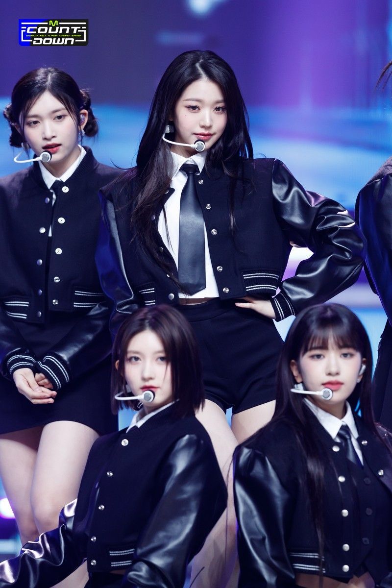 아이브 장원영1_4.jpg