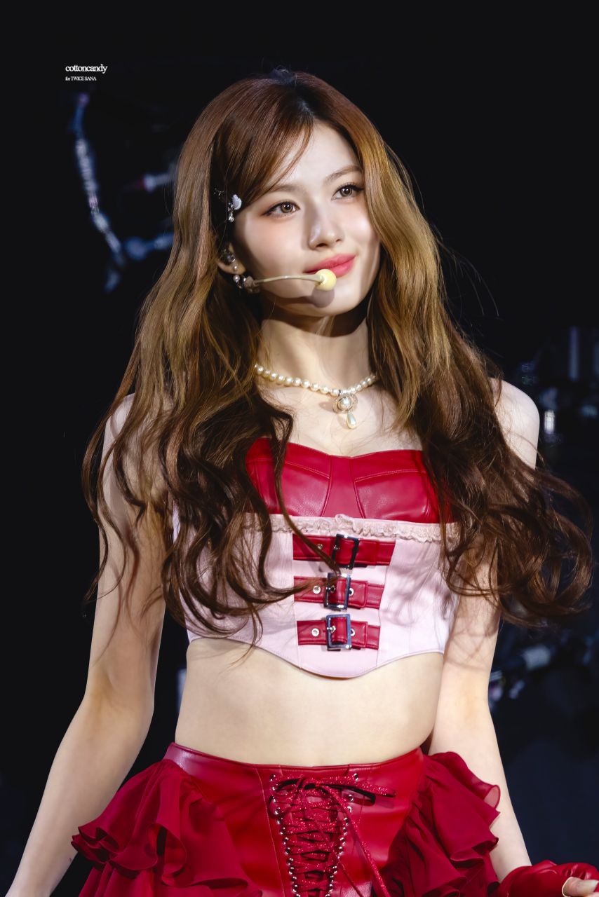 트와이스 사나1_9.jpg