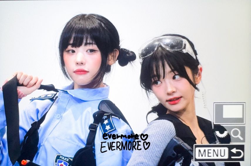 [QWER] 쵸단&히나1_1.jpg