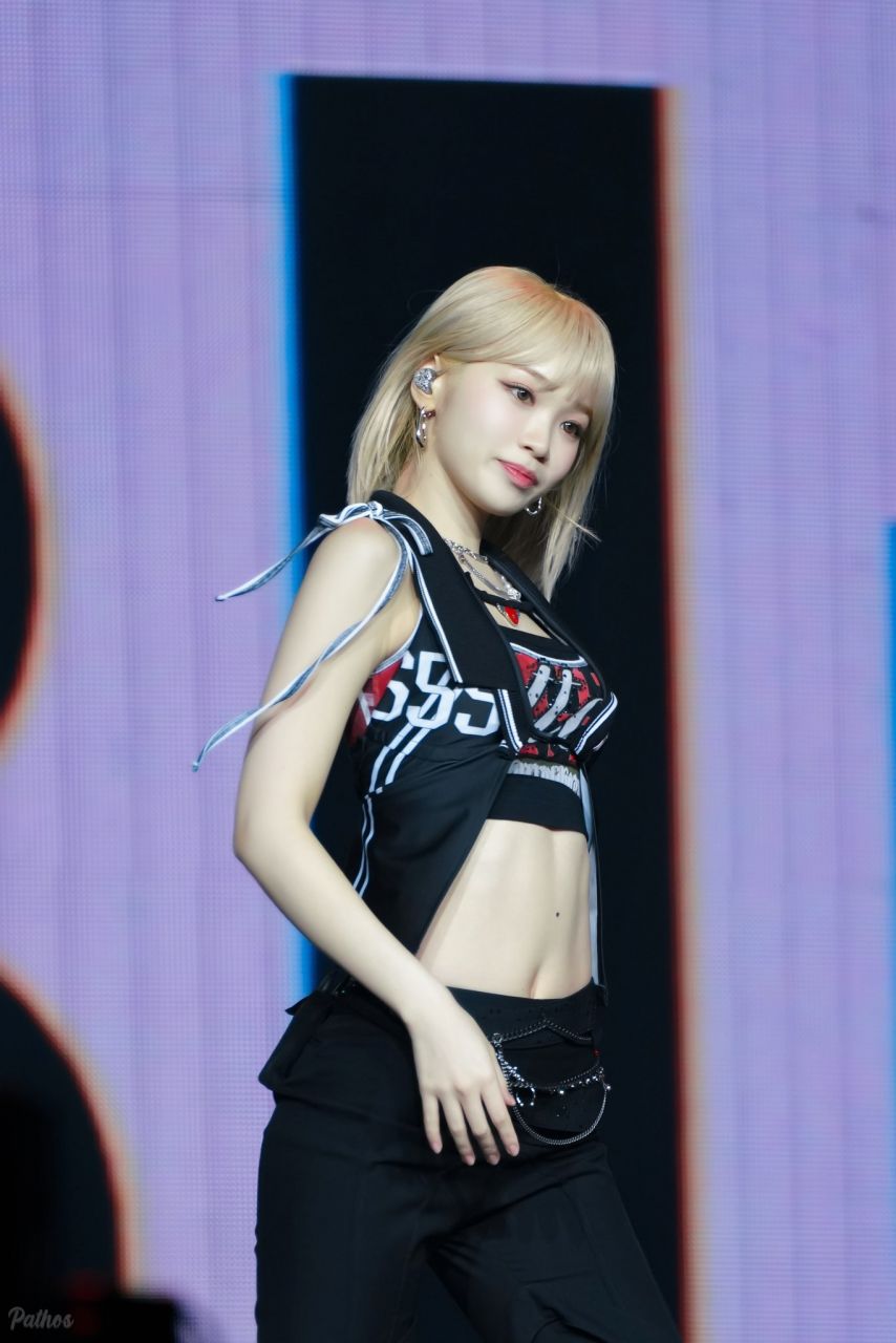 르세라핌 김채원2_3.jpg