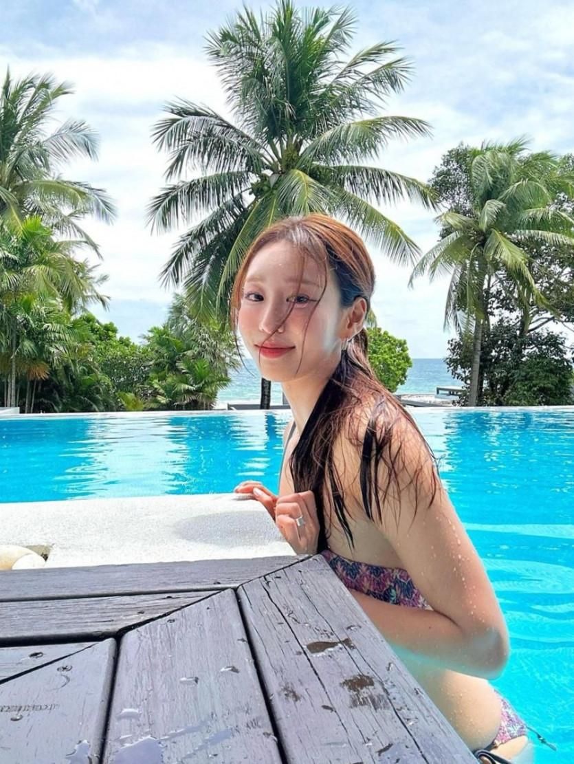 박지영 아나운서 비키니1_4.jpg