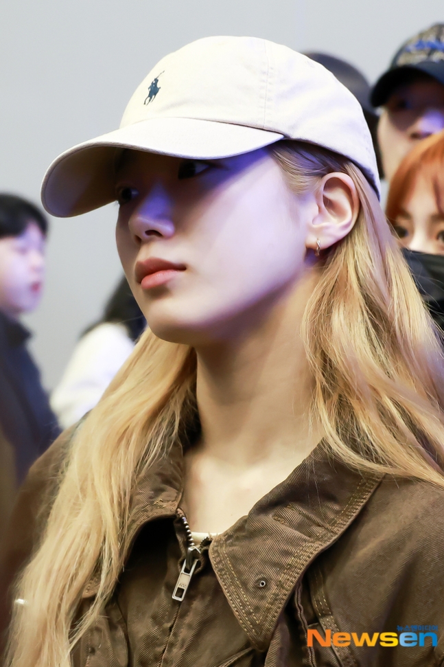 르세라핌 카즈하1_2.jpg