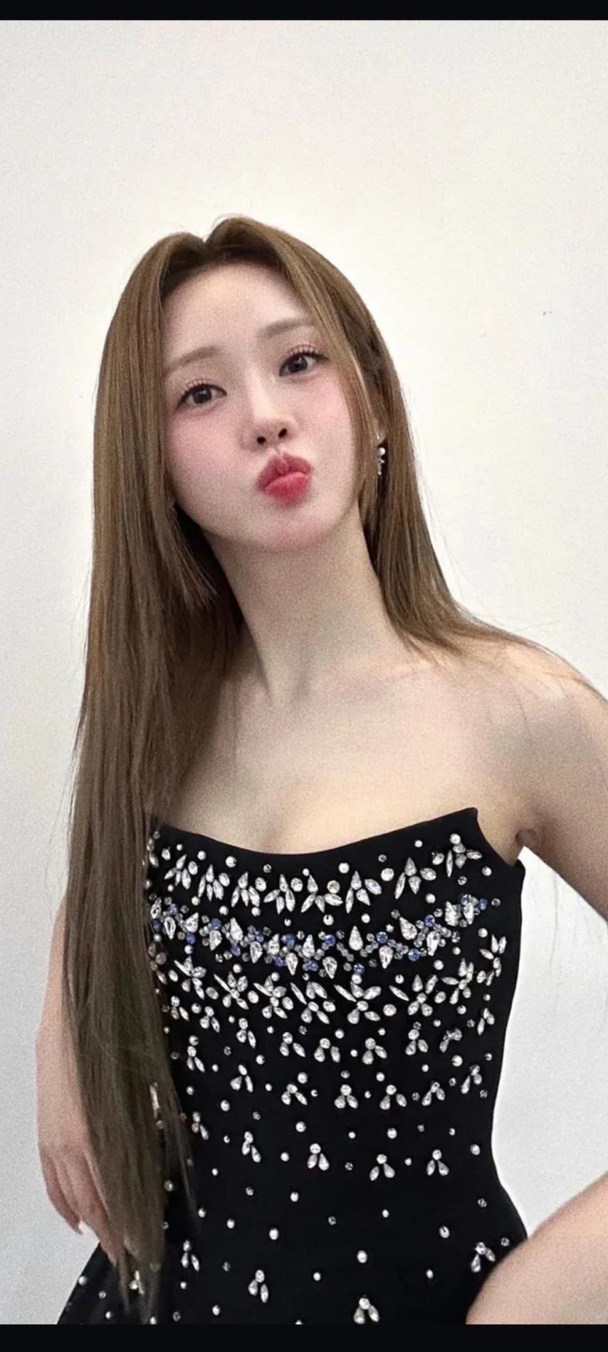 홍지윤1_1.jpg