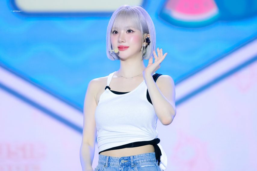 VIVIZ 은하1_2.jpg