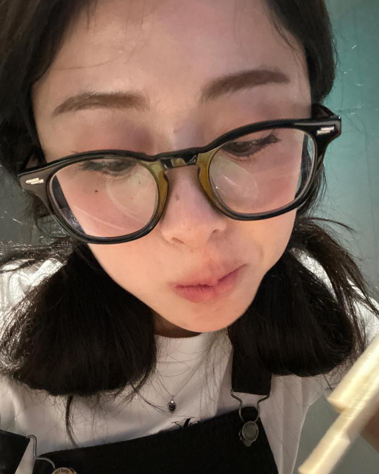 르세라핌 허윤진1_5.jpg