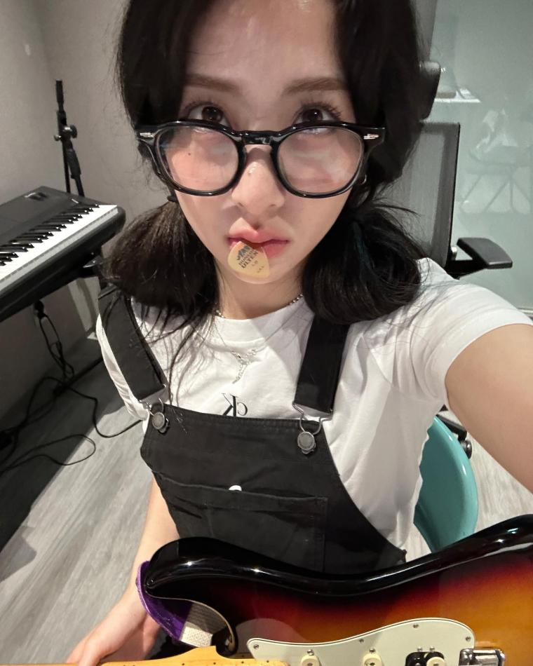르세라핌 허윤진1_2.jpg