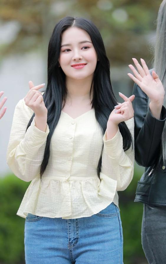 모모랜드 낸시1_4.png.jpg