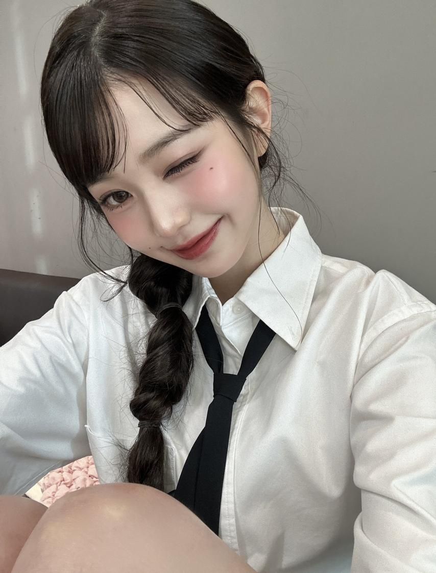 아이브 장원영1_2.jpg