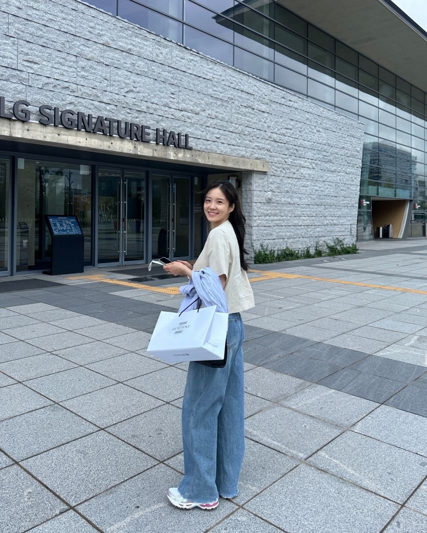 장예원 아나운서1_4.jpg