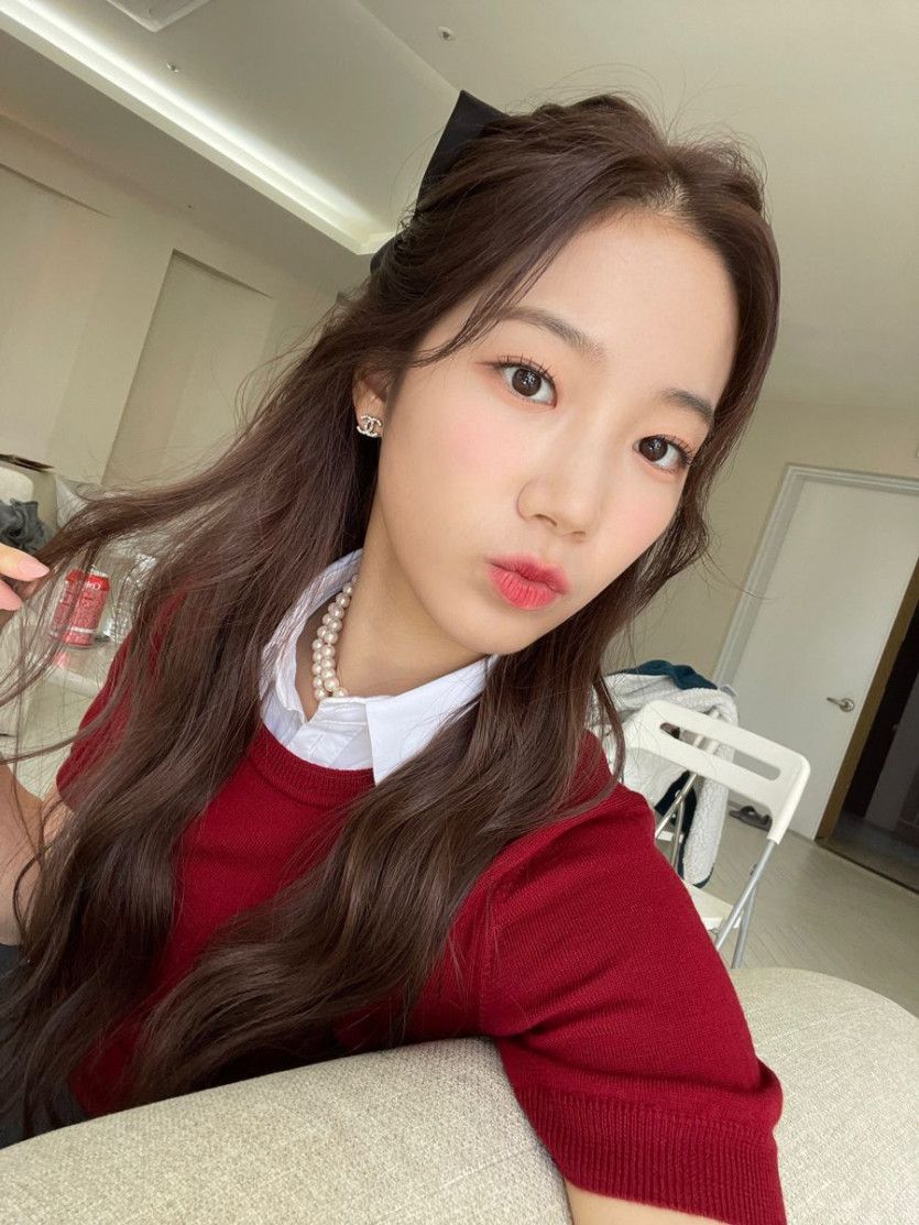 LE SSERAFIM 카즈하.jpg1_4.jpg