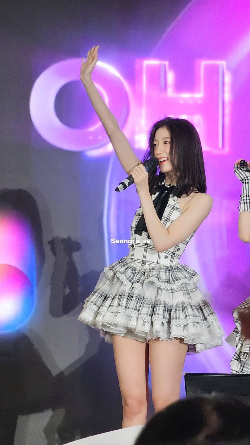 오마이걸 아린1_1.jpg