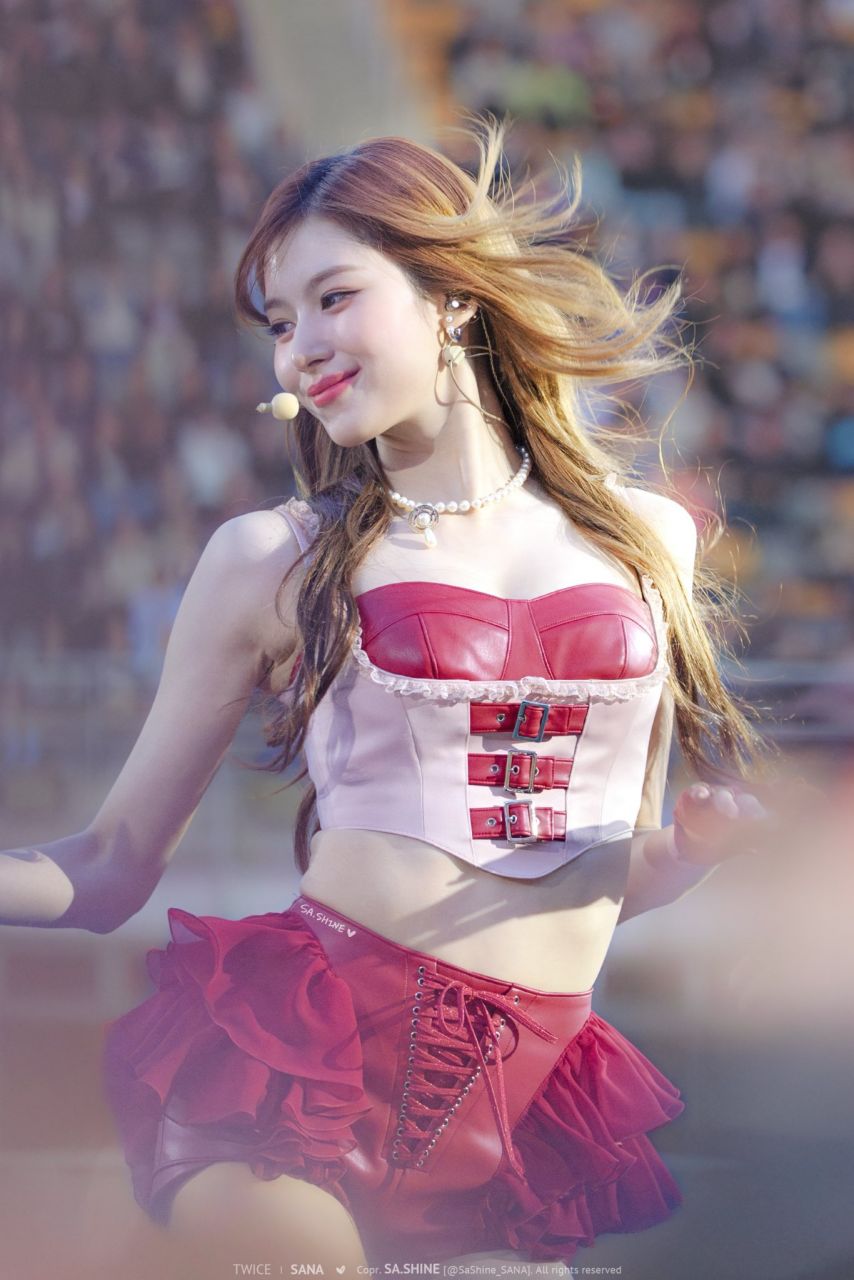 트와이스 사나2_6.jpg