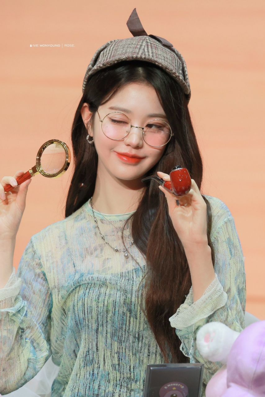 아이브 장원영1_4.jpg