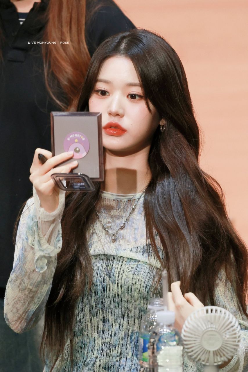 아이브 장원영1_7.jpg