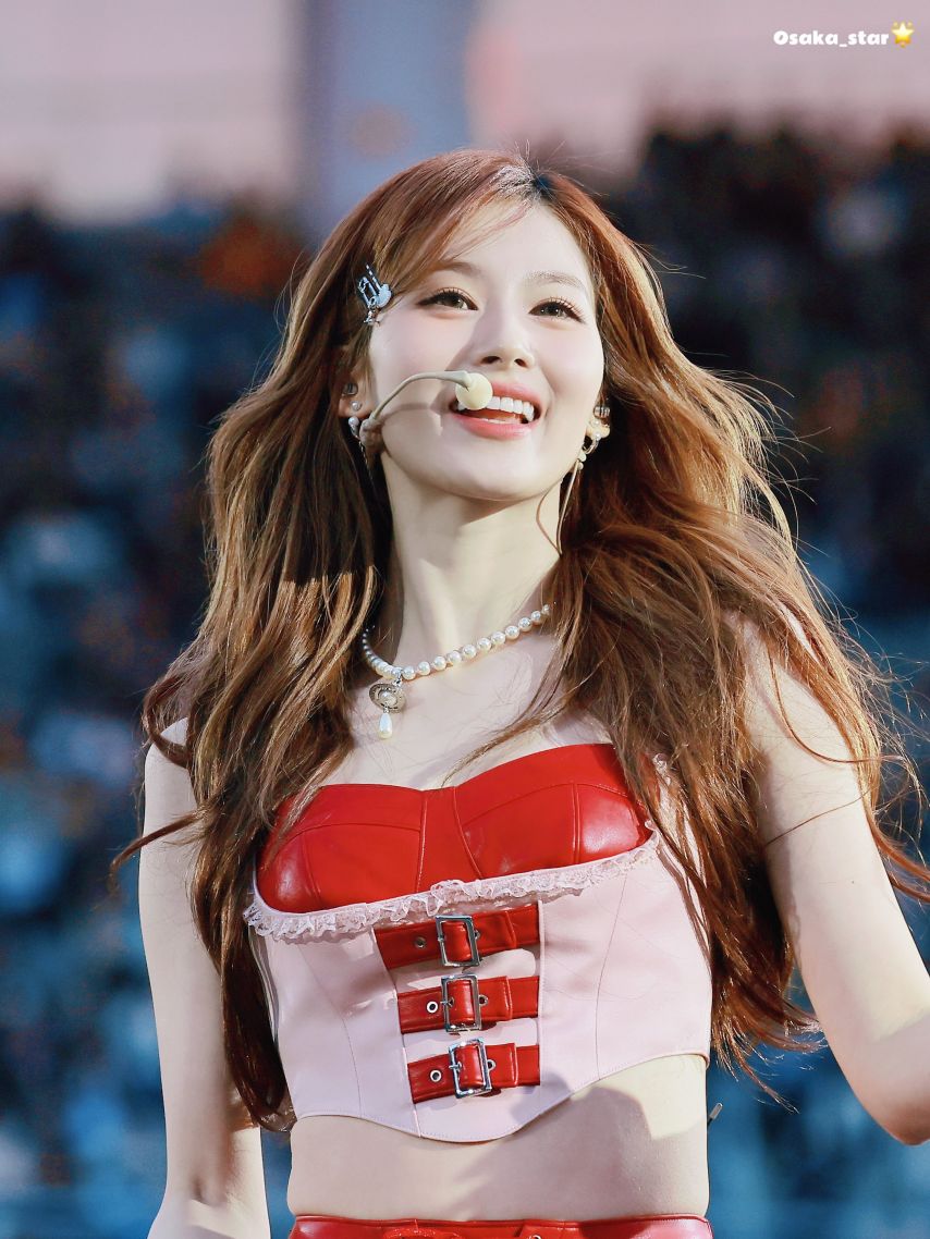 트와이스 사나1_4.jpg