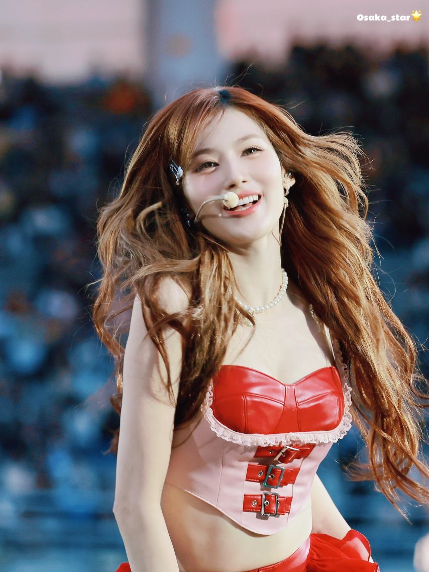 트와이스 사나1_3.jpg