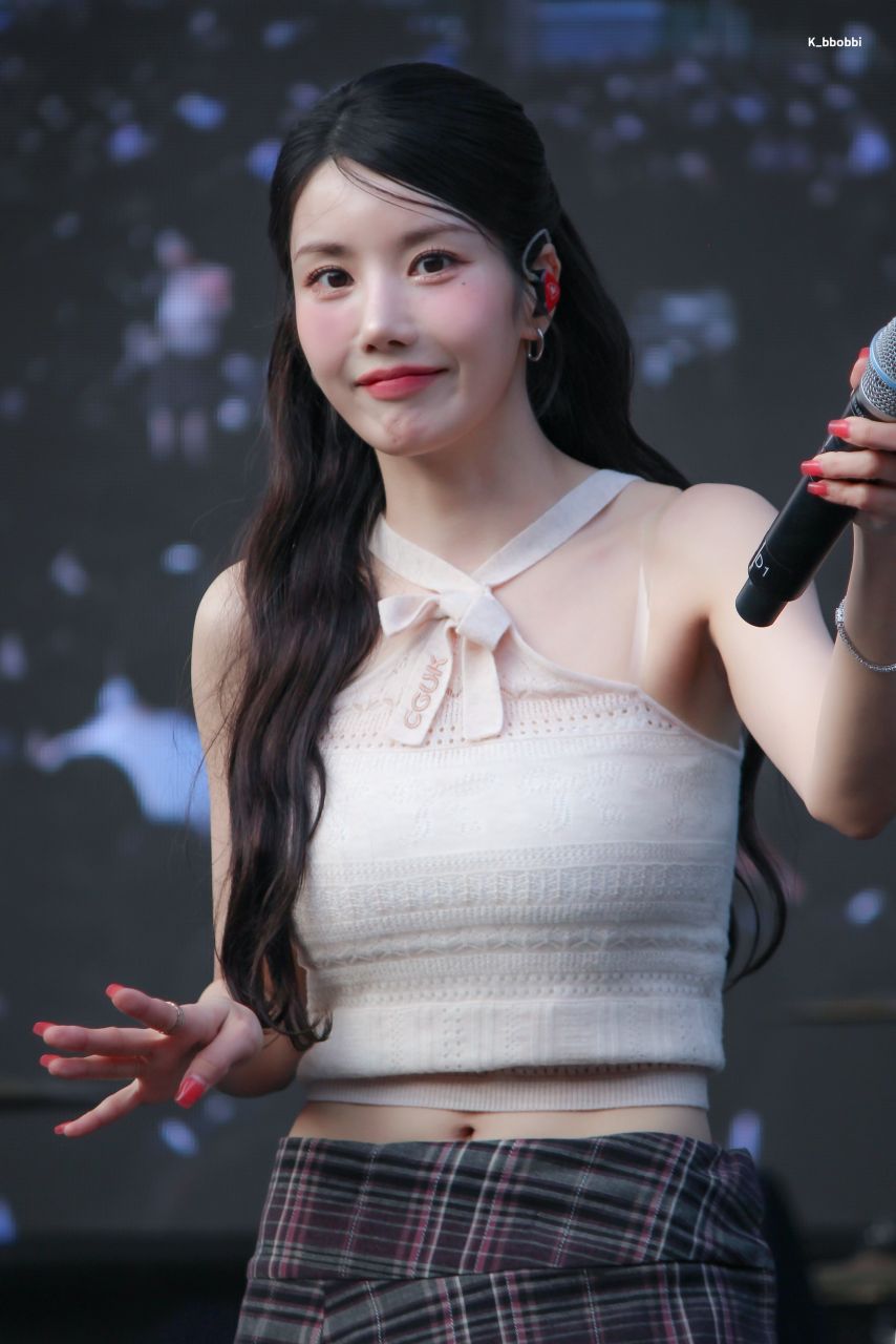 권은비1_6.jpg