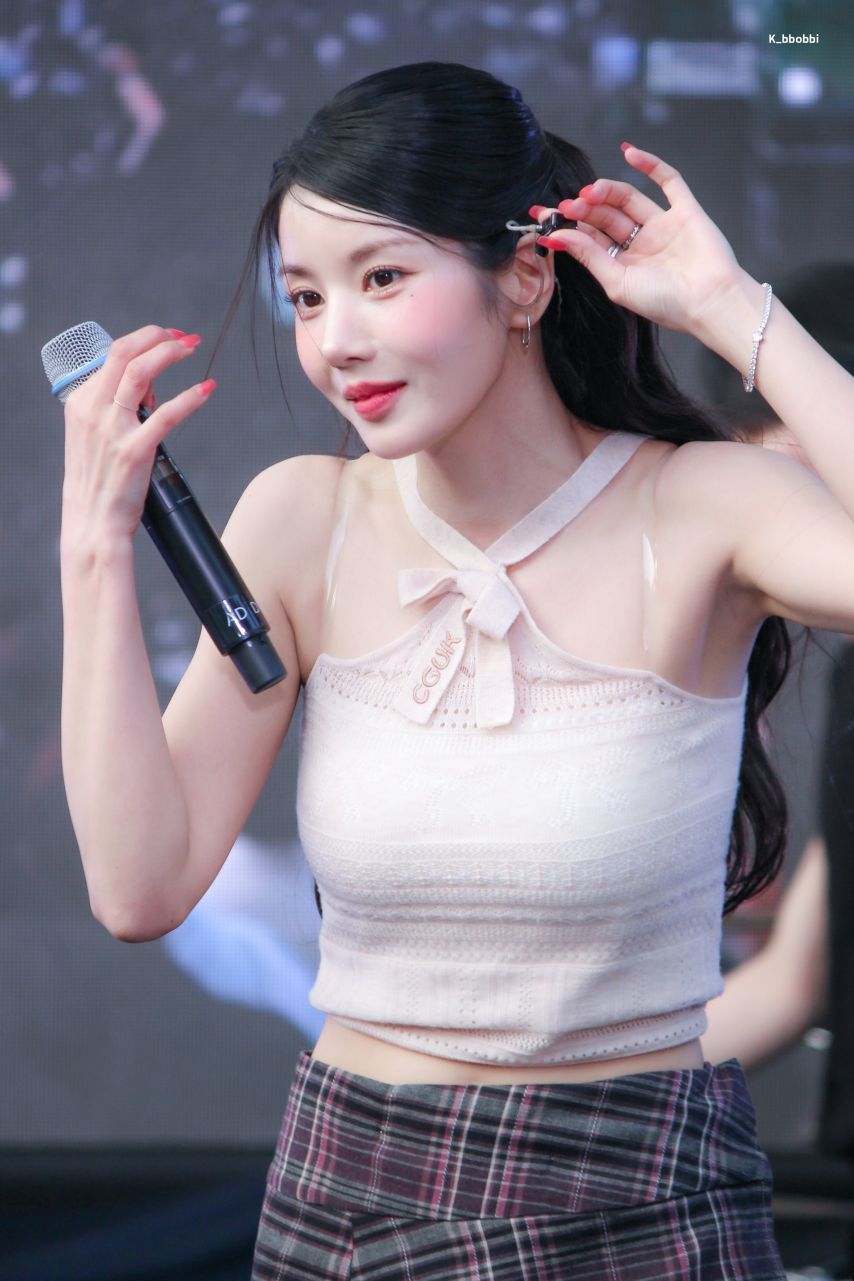 권은비1_4.jpg