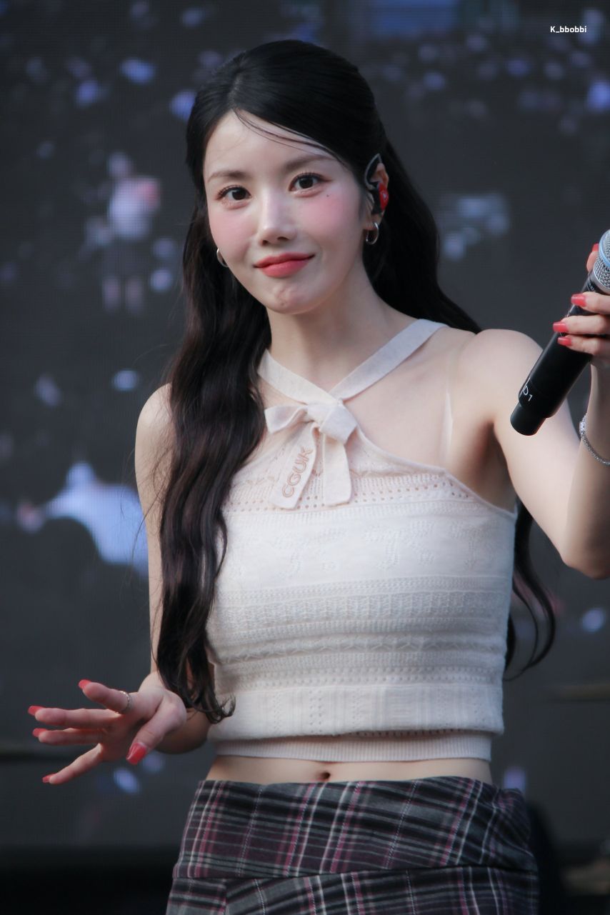 권은비1_5.jpg