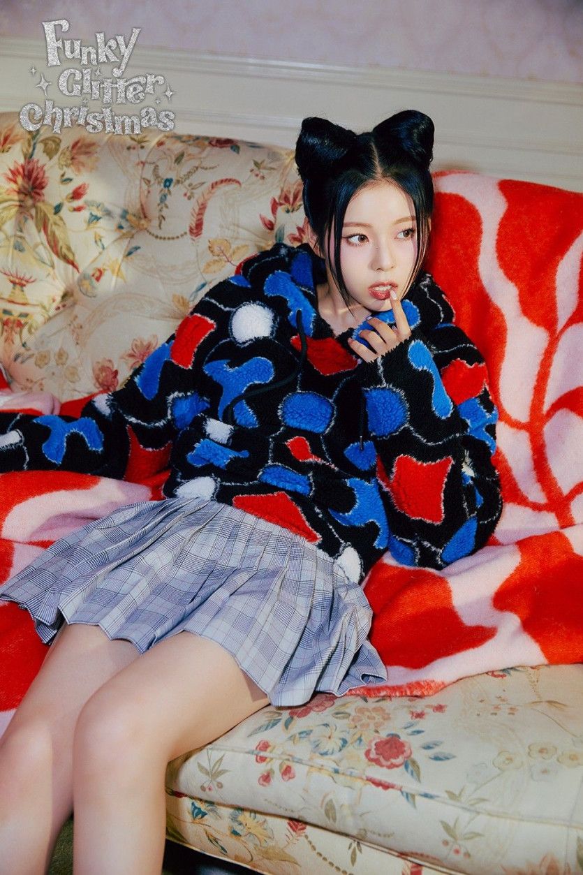 NMIXX 규진1_3.jpg