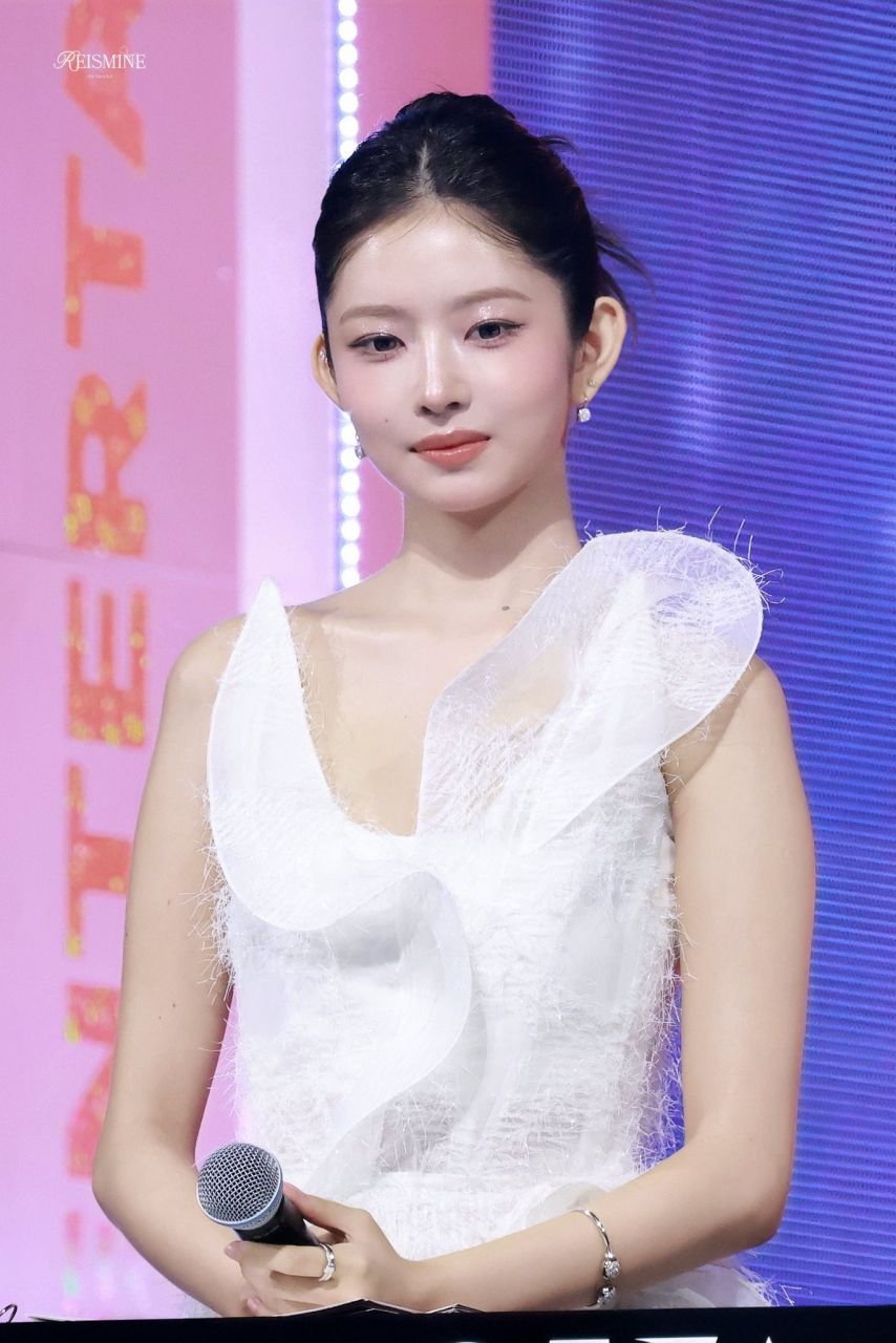 아이브 레이1_3.jpeg