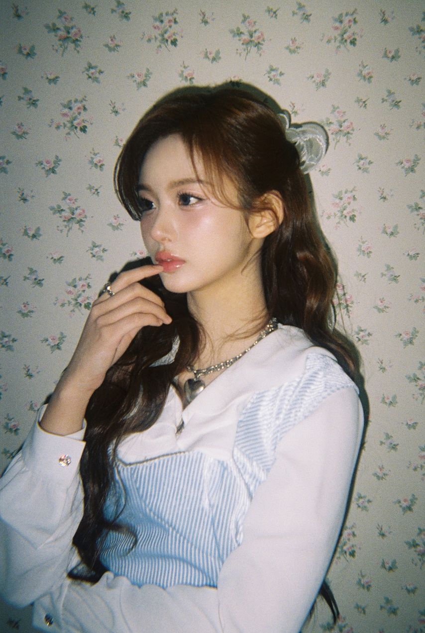 엔믹스 해원,설윤,지우 NMIXX Official Fanclub NSWER 3rd Generation Film Photo1_6.jpg