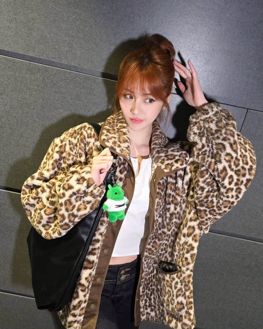 르세라핌 허윤진1_1.jpg